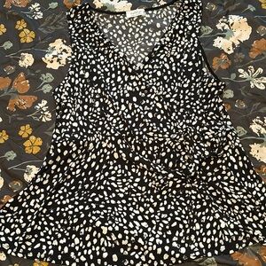 Kaileigh Peplum V-Neck Tie Top